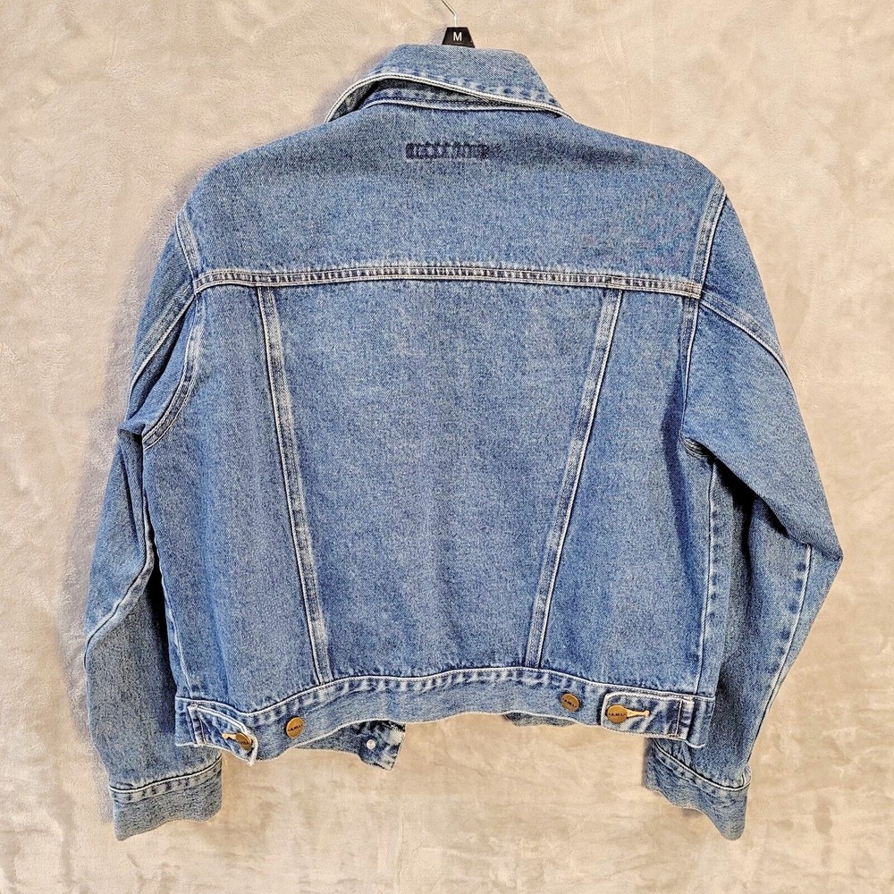 A.M.I. Vintage Denim Jacket Medium Wash Rose Floral Embroidered 100% Cotton M - Picture 5 of 7